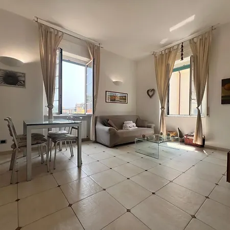 Welcome Riviera - Matte Location, 80 Sqm 2bedroom, 1bathroom, In Santa Margherita Ligure, Air Conditioning, Private Garage Available On Request At 25,00 Per Night *